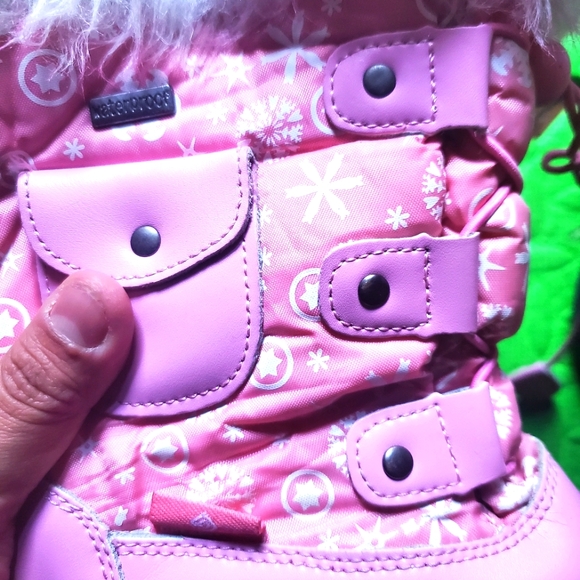Snow Pink size 2 waterproof boots - Picture 4 of 8